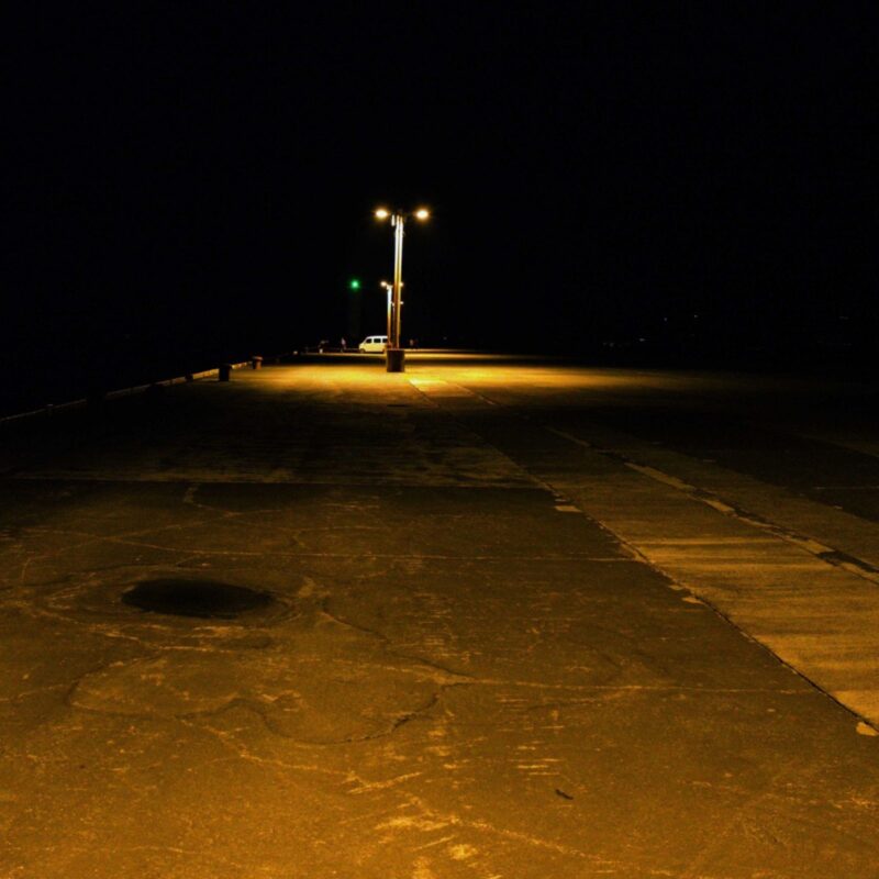 常夜灯のある港